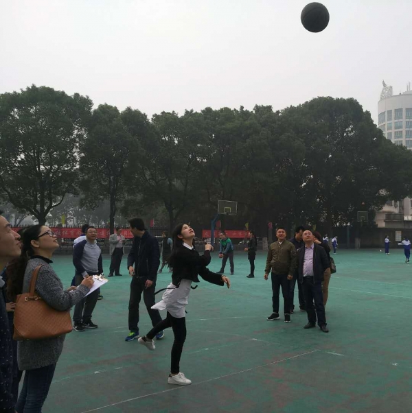 十二中校区举行第三届田径与大众体育运动会_教育新闻_教育_湘潭在线